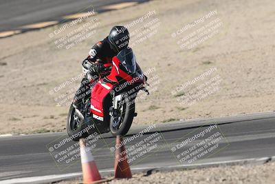 media/Oct-30-2025-Racers Edge (Thu) [[dabbdaf680]]/3-B Group/Session 2 (Bowl Exit)/